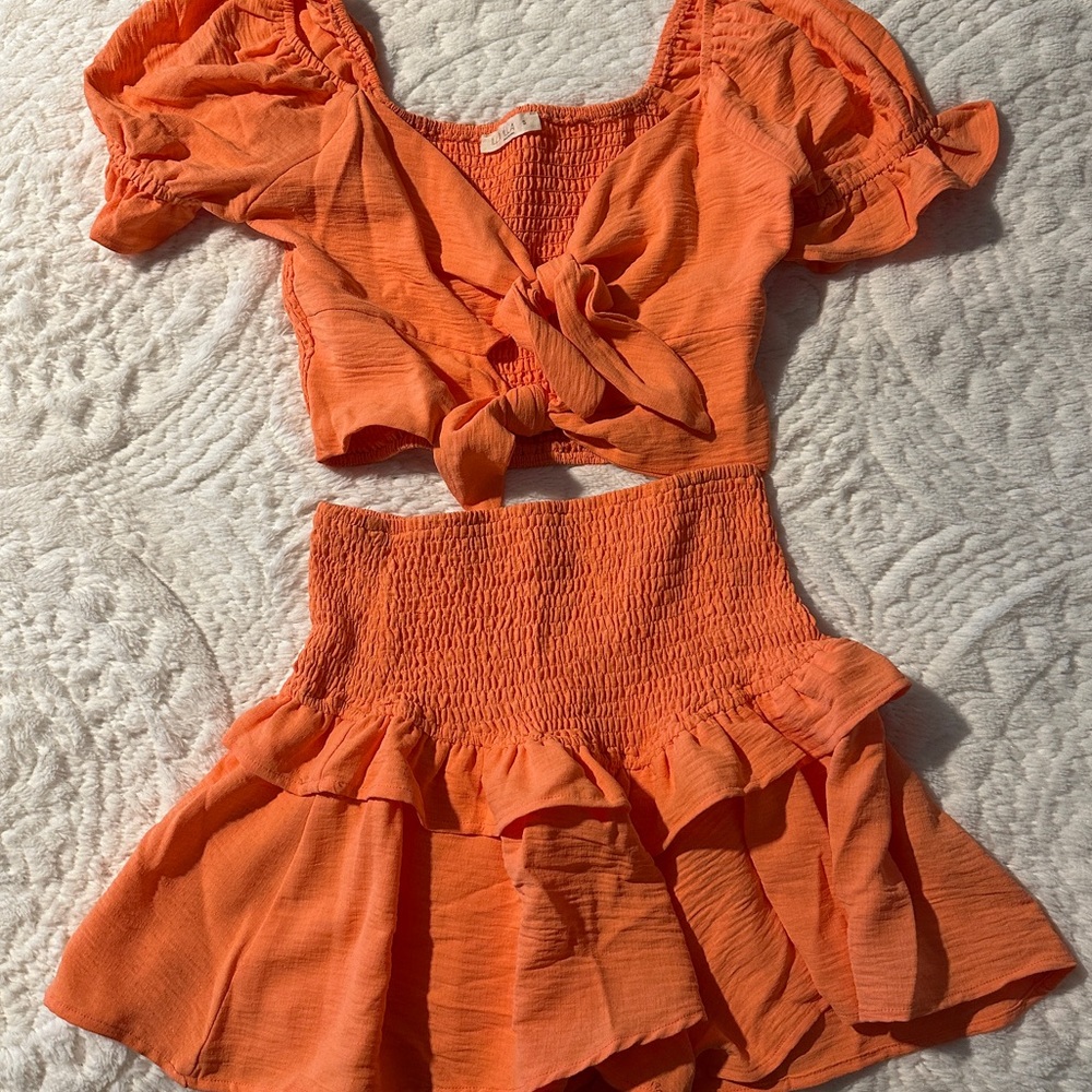 Coral set